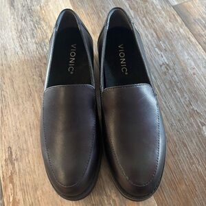 Vionic Kensley Black Leather Loafer Womens Size 5 Arch Support Comfort New
